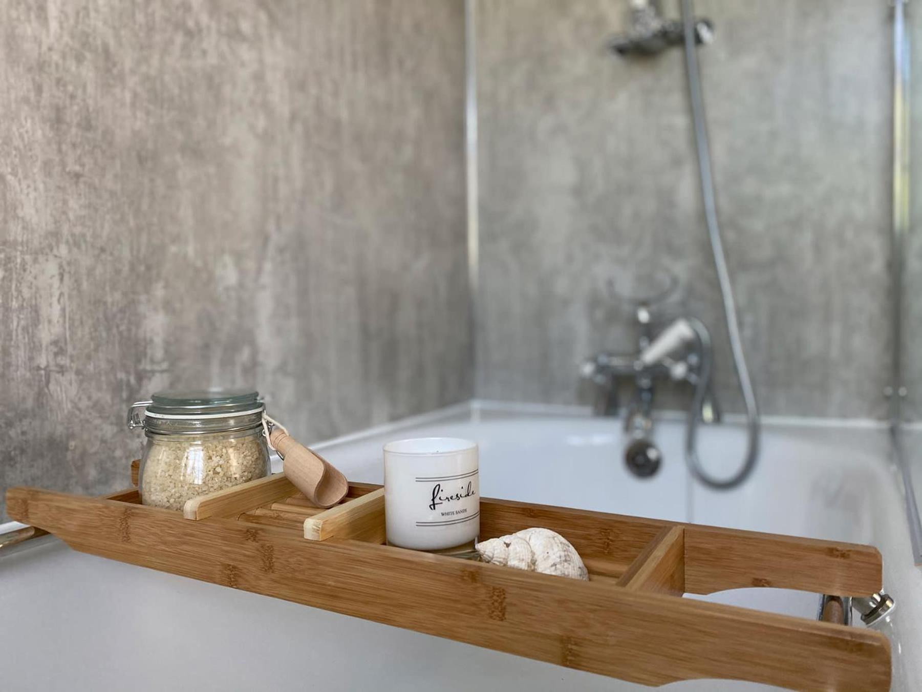 Bosun Cottage - Boutique Retreat On The Beach ディール エクステリア 写真